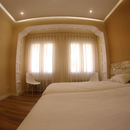 Urban Burgos Hotel Exterior photo
