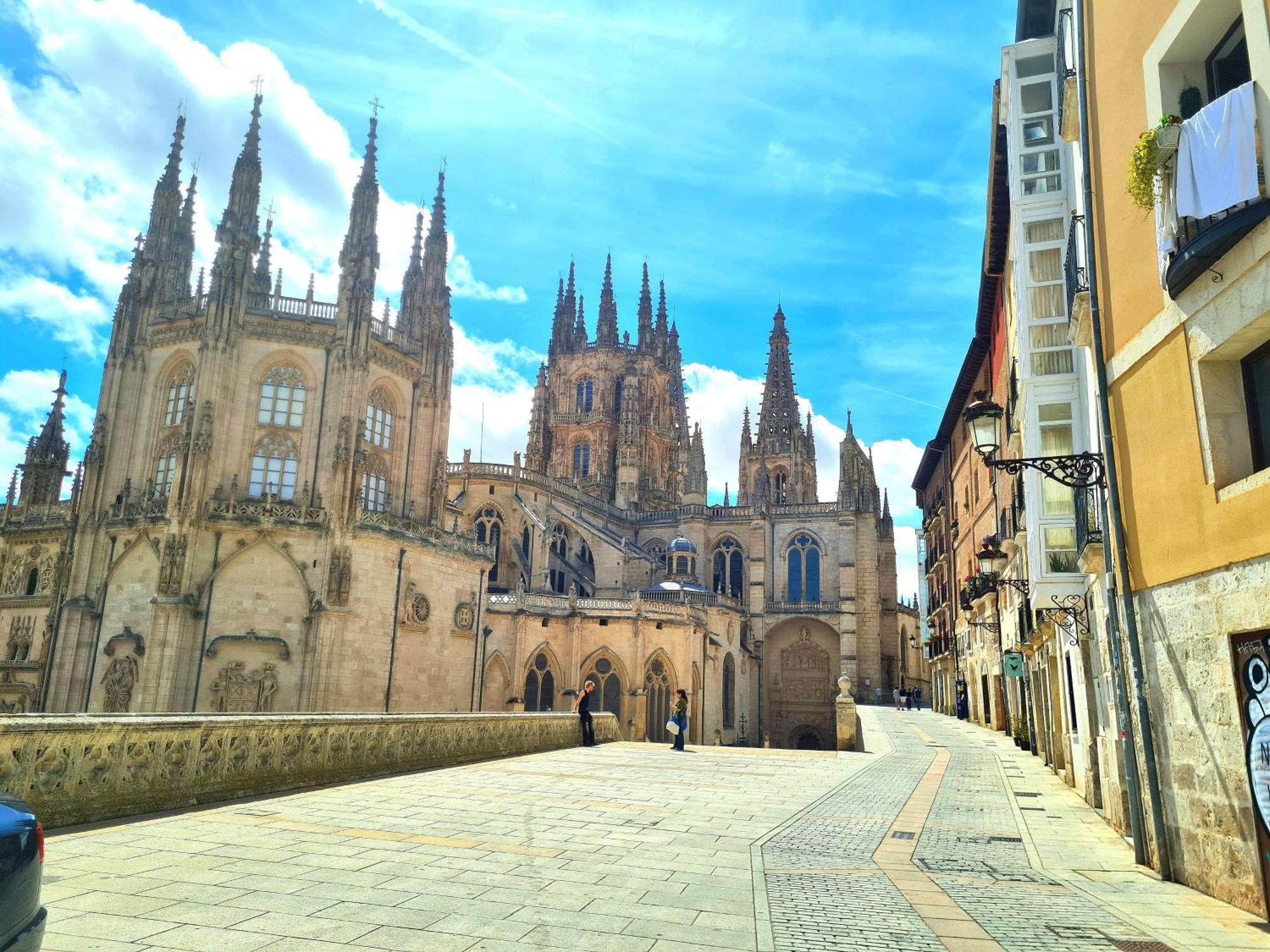 Urban Burgos Hotel Exterior photo