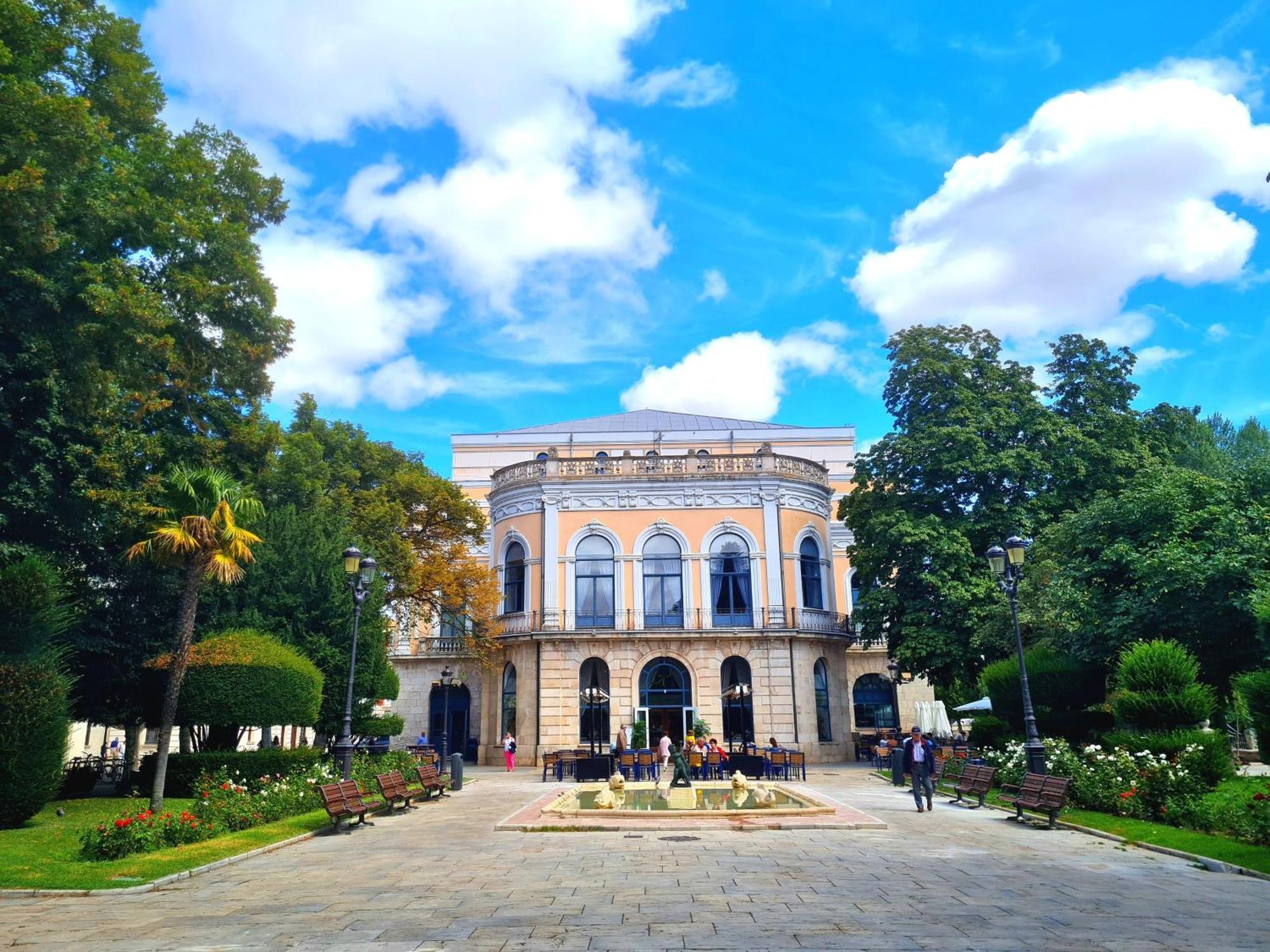 Urban Burgos Hotel Exterior photo