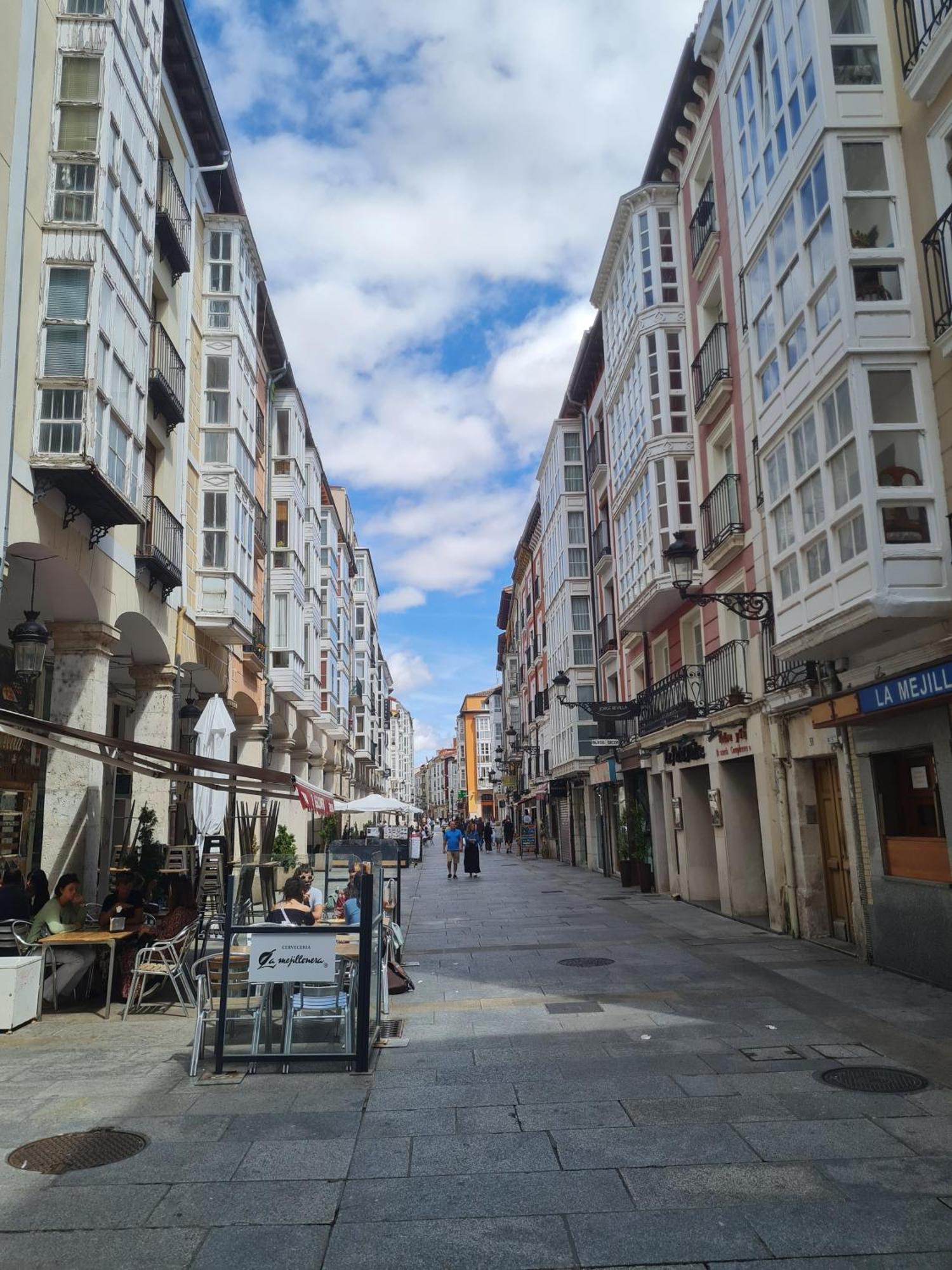 Urban Burgos Hotel Exterior photo