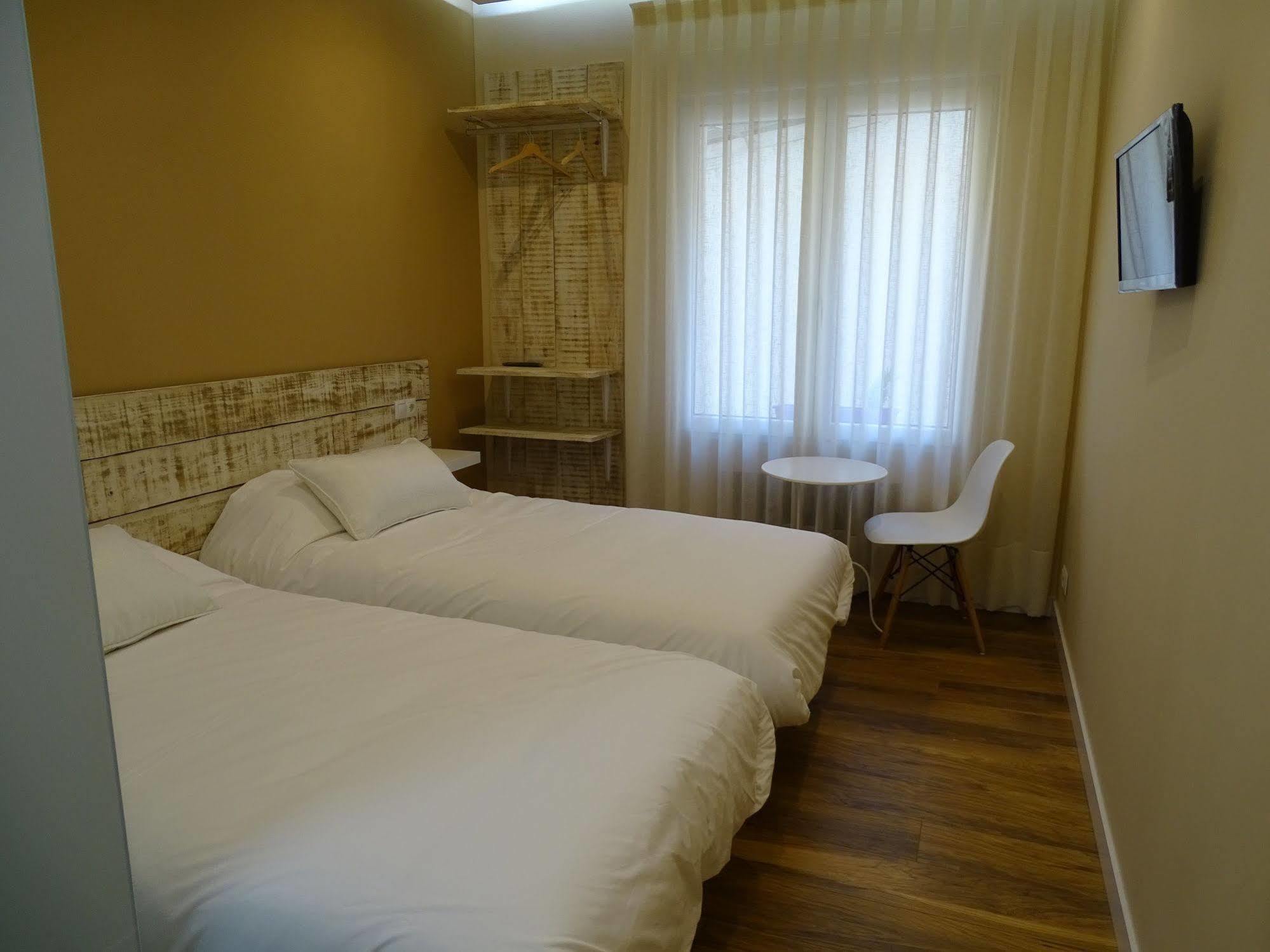 Urban Burgos Hotel Exterior photo